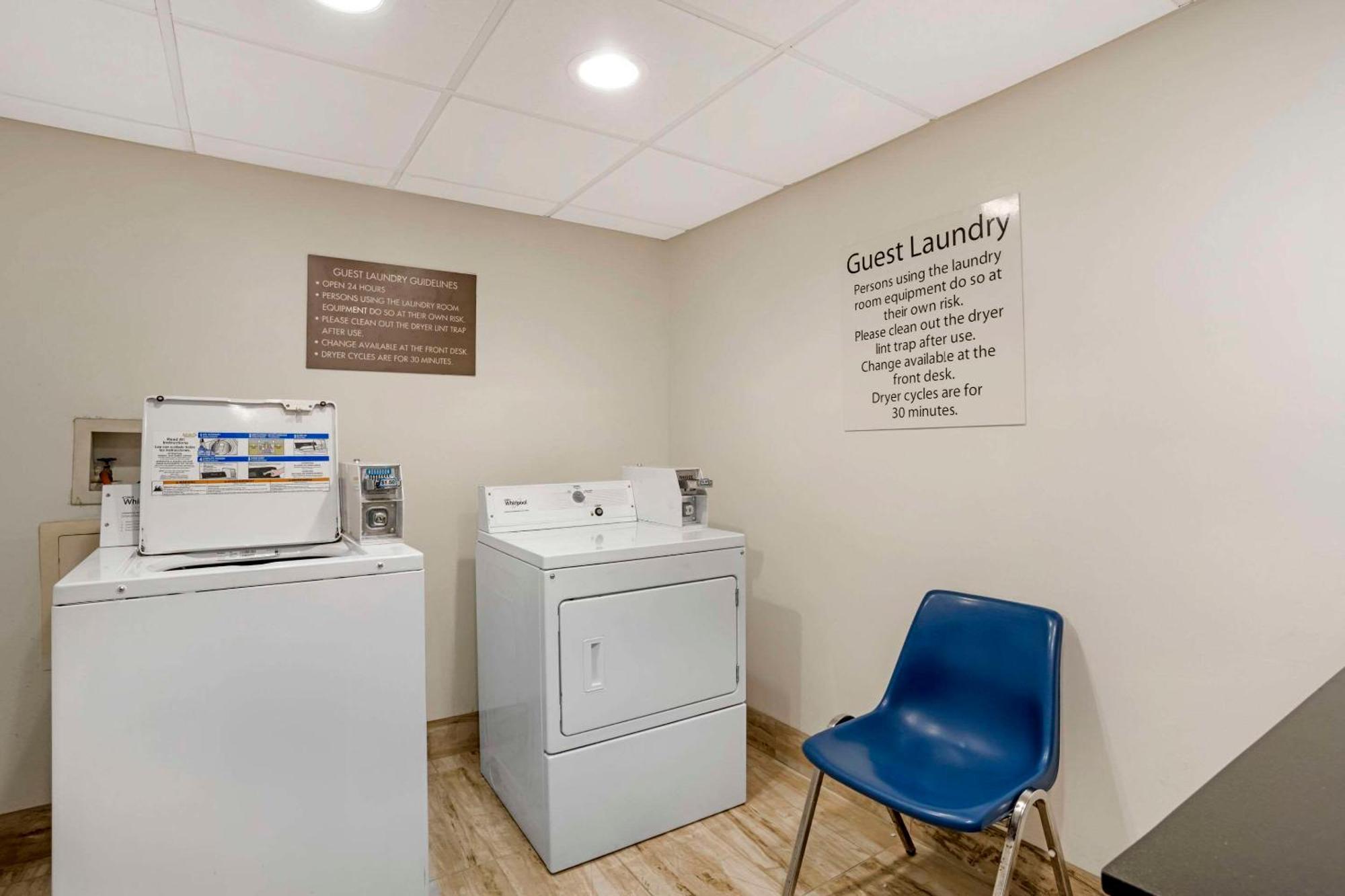 Comfort Suites Near Birkdale Village- Huntersville Esterno foto