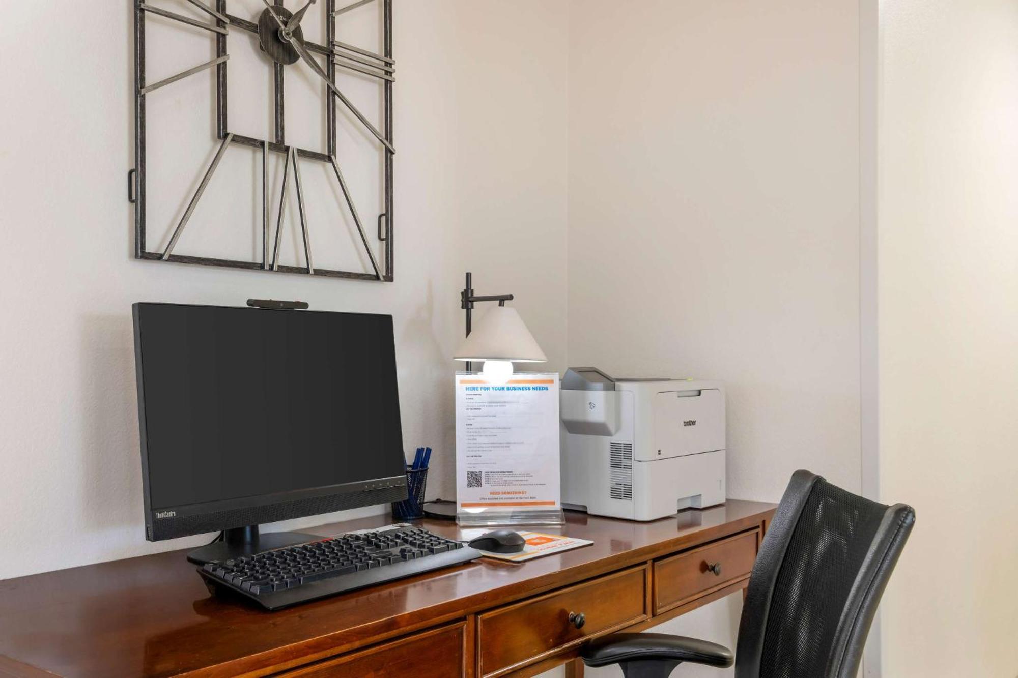 Comfort Suites Near Birkdale Village- Huntersville Esterno foto