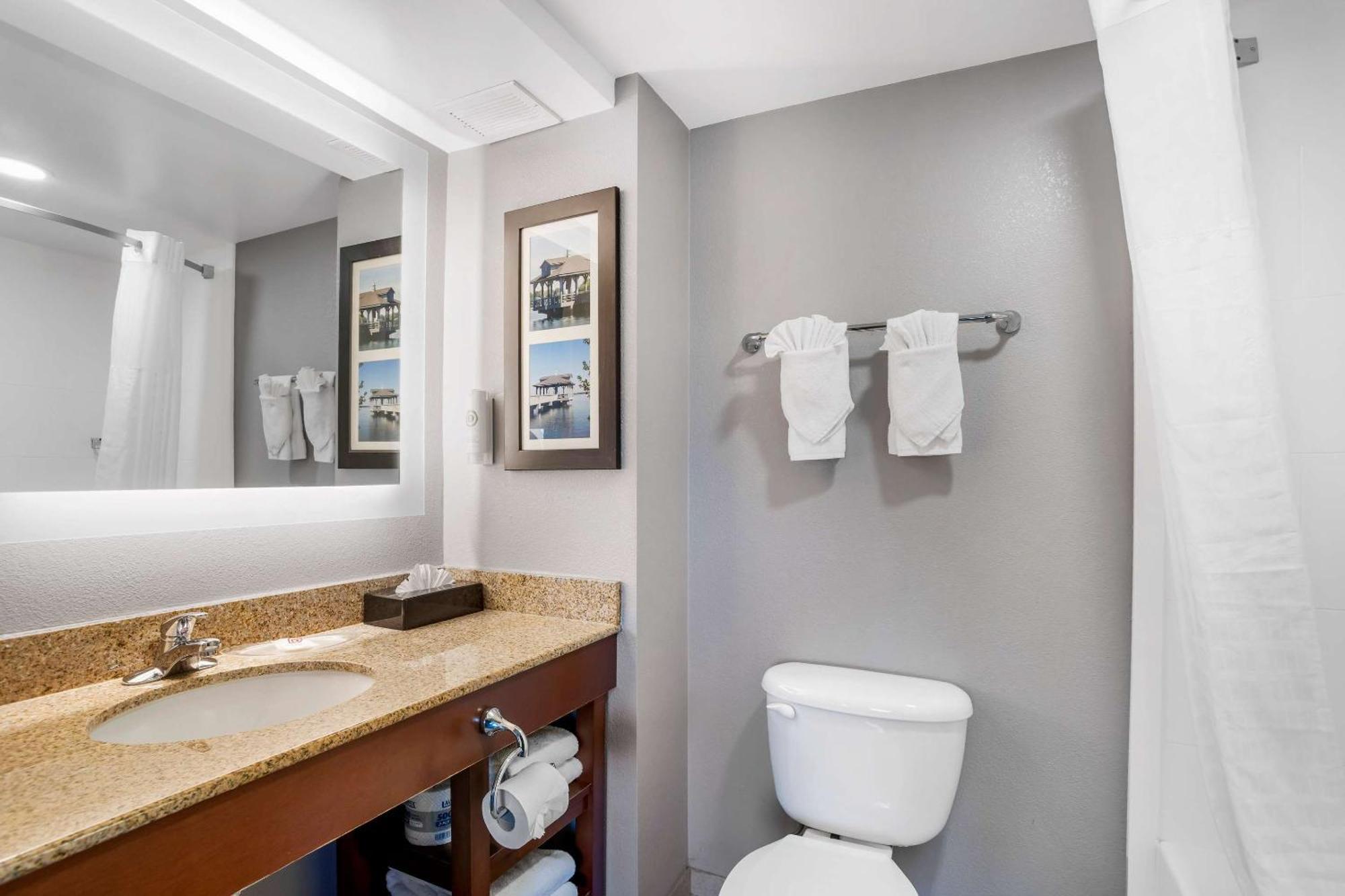 Comfort Suites Near Birkdale Village- Huntersville Esterno foto