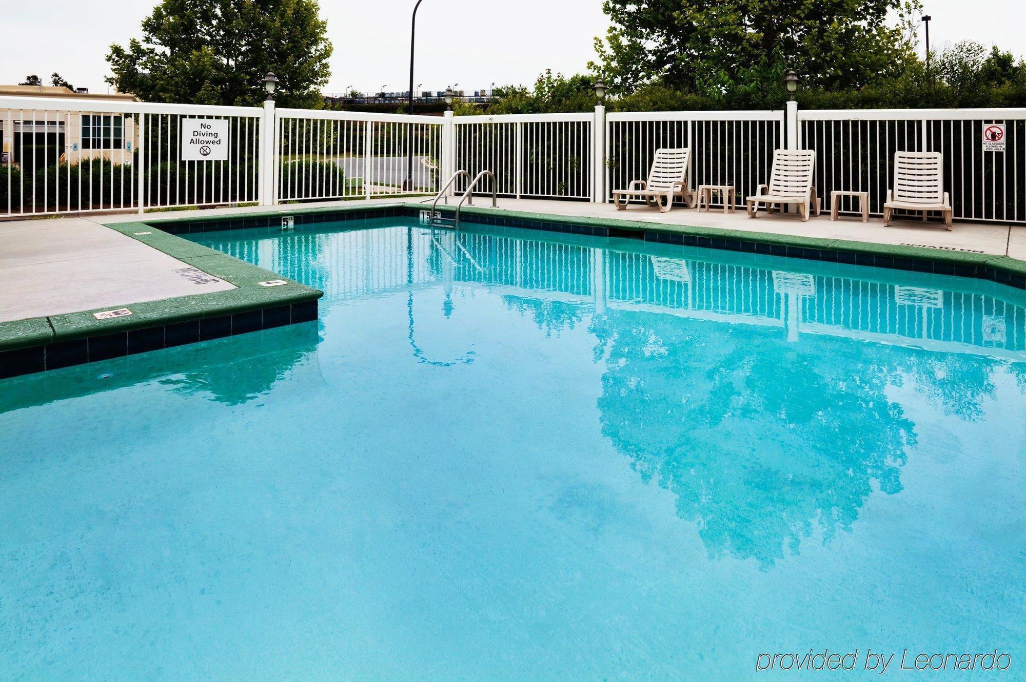 Comfort Suites Near Birkdale Village- Huntersville Esterno foto