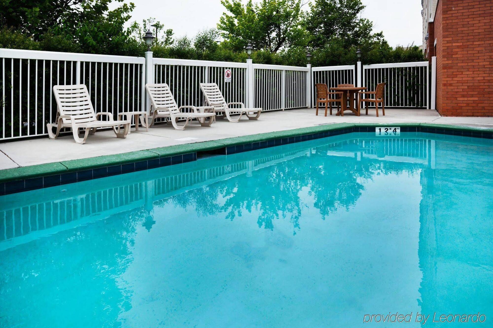 Comfort Suites Near Birkdale Village- Huntersville Esterno foto