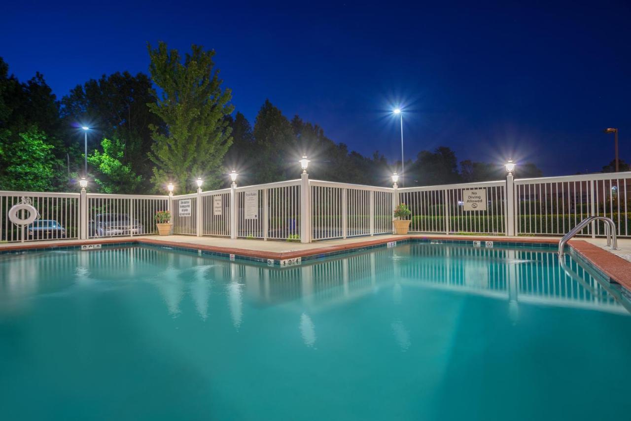 Comfort Suites Near Birkdale Village- Huntersville Esterno foto