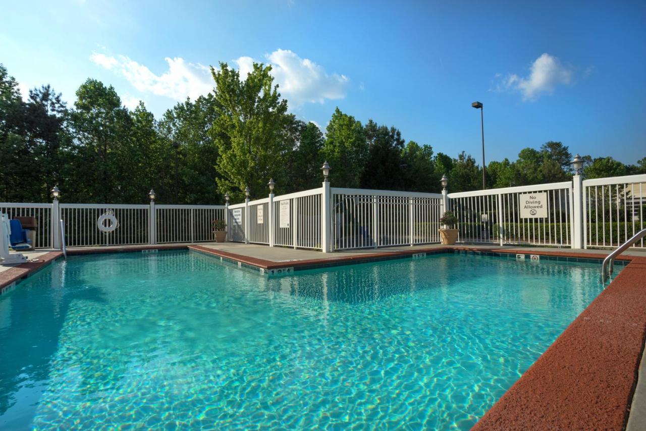 Comfort Suites Near Birkdale Village- Huntersville Esterno foto
